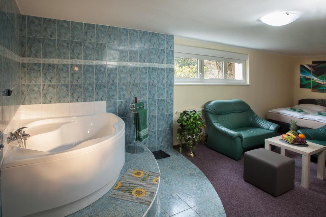 Pension Relax U Komina Франтишкови-Лазне Экстерьер фото